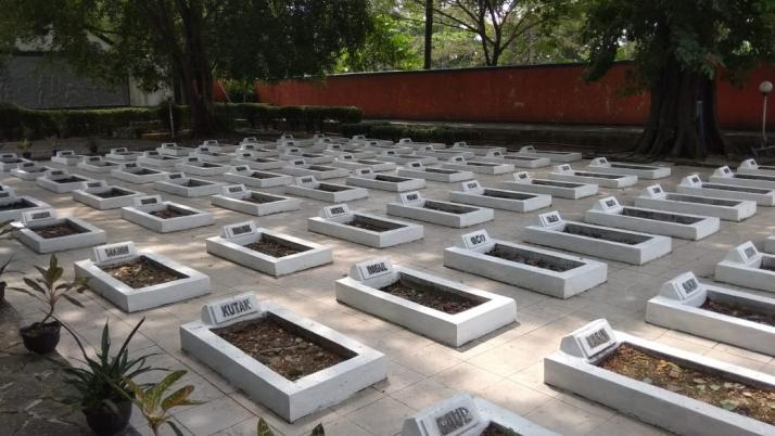 TAMAN MAKAM SAMPURNARAGA RAWAGEDE